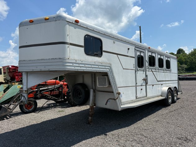 Image for 1993 PROLITE 20' GOOSENECK HORSE TRAILER