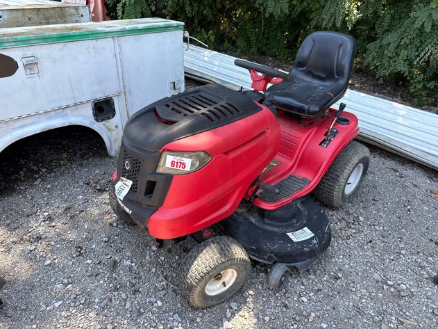 Image for TROY BILT RIDING MOWER 46