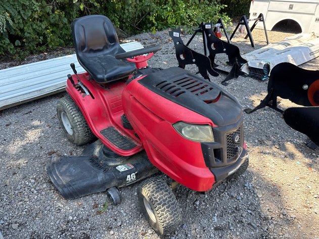 Image for TROY BILT RIDING MOWER 46