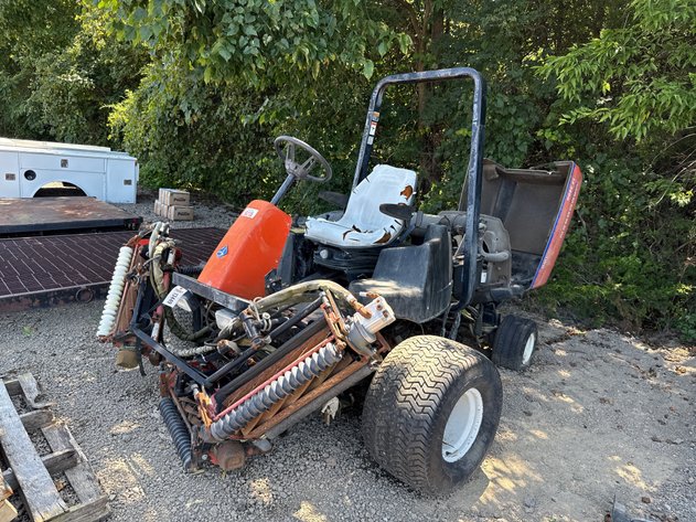 Image for JACOBSEN LF 3800 GOLF COURSE MOWER