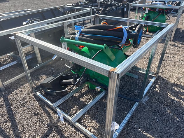 Image for PORTABLE SAND BLASTING TANK