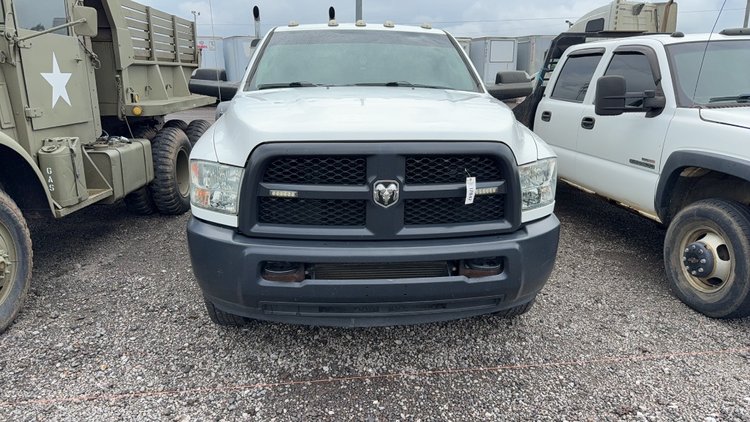 Image for 2018 RAM 3500 FLATBED TRUCK