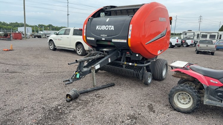 Image for 2018 KUBOTA BV4160 ROUND BALER