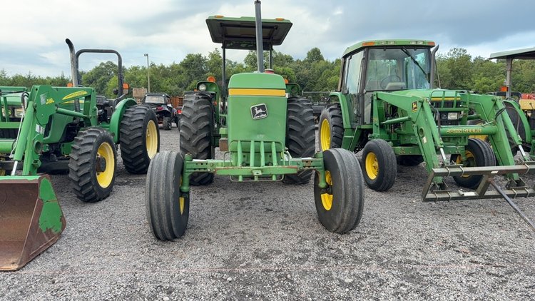 Image for JOHN DEERE 2940 TRACTOR