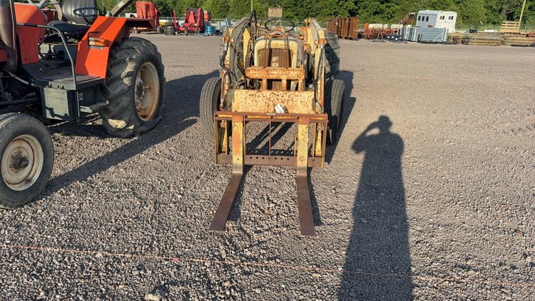 Image for FORD 2000 INDUSTRIAL TRACTOR