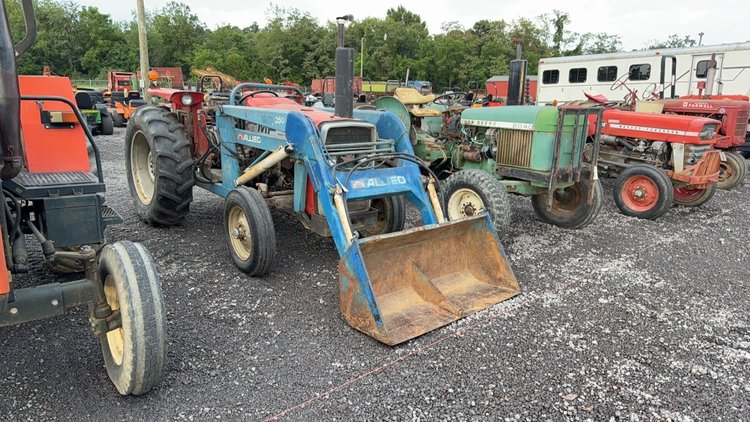 Image for MASSEY FERGUSON 245 TRACTOR