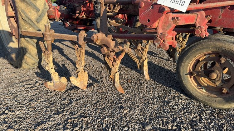 Image for FARMALL SUPER C TRACTOR
