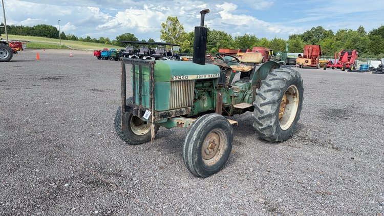 Image for JOHN DEERE 2040 TRACTOR