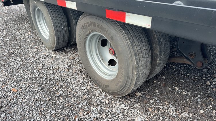 Image for 2025 GATOR 25' GOOSENECK TRAILER