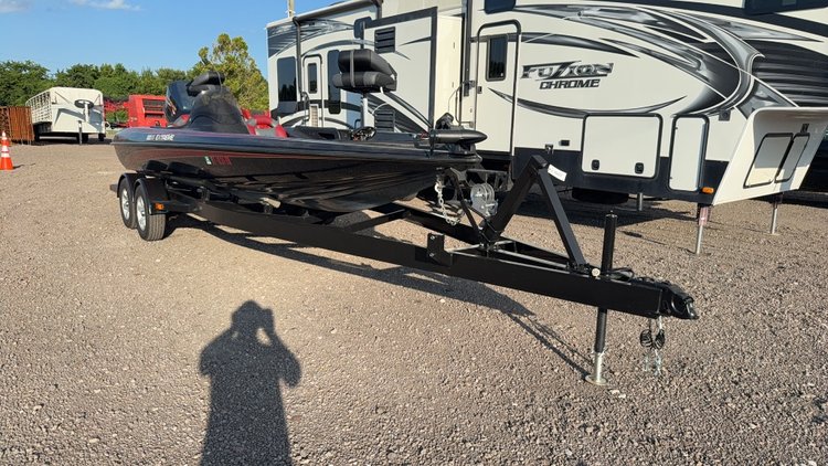 Image for 2000 STRATOS 22SS 22' BASS BOAT
