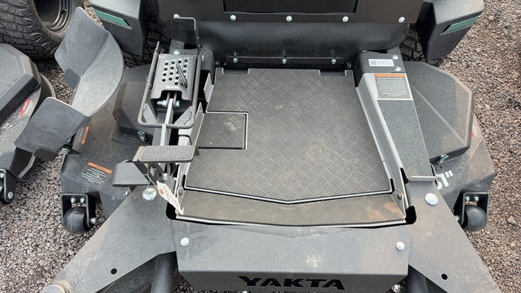 Image for YAKTA YXR 910 ZERO TURN MOWER