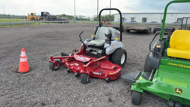 Image for EXMARK LAZER Z XS ZERO TURN MOWER