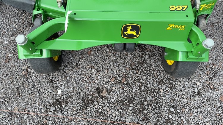 Image for 2011 JOHN DEERE 997 ZERO TURN MOWER
