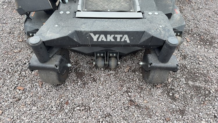 Image for YAKTA YXR 410 ZERO TURN MOWER