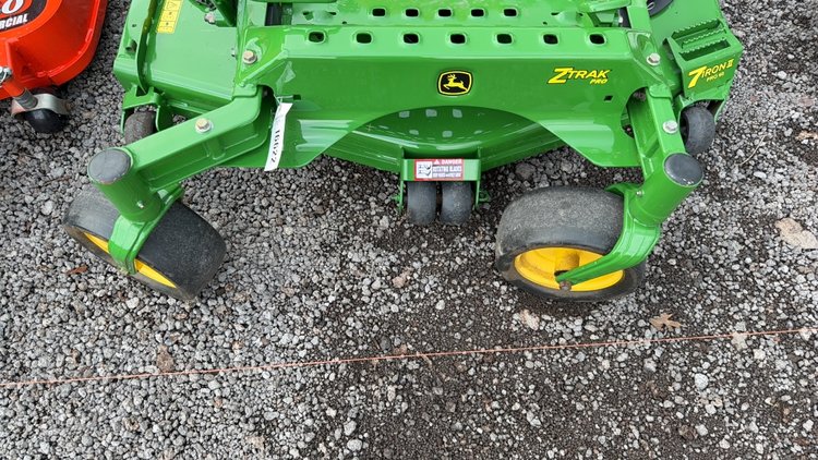 Image for 2010 JOHN DEERE Z925A ZERO TURN MOWER