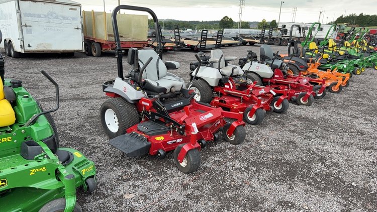 Image for 2017 EXMARK LAZER Z ZERO TURN MOWER