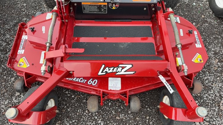 Image for EXMARK LAZER Z ZERO TURN MOWER