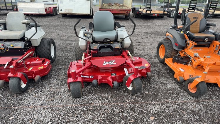 Image for EXMARK LAZER Z ZERO TURN MOWER