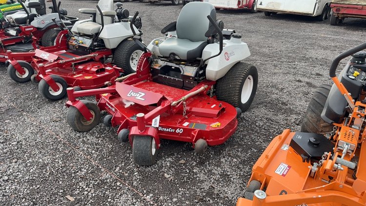 Image for EXMARK LAZER Z ZERO TURN MOWER
