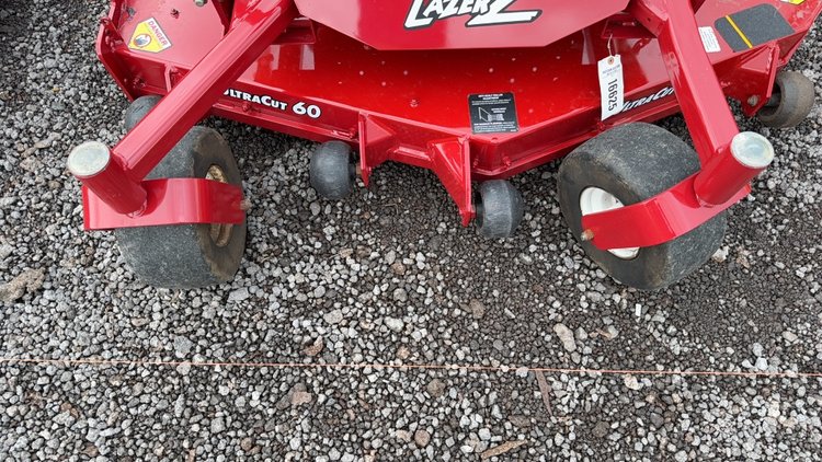 Image for EXMARK LAZER Z ZERO TURN MOWER