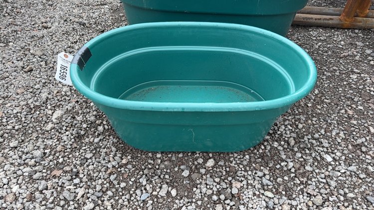 Image for HIGH COUNTRY 15 GALLON PLASTIC WATER TROUGH