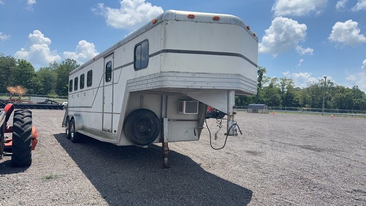 Image for 1993 PROLITE 20' GOOSENECK HORSE TRAILER