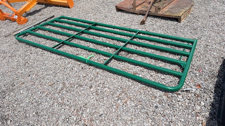 Image for QTY(1) 10' 6 BAR GATE