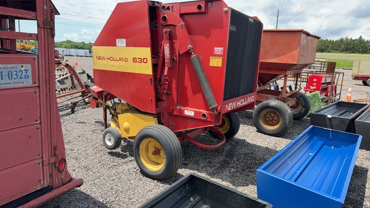 Image for NEW HOLLAND 630 ROUND BALER, STRING TIE