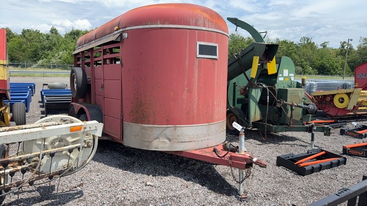Image for 1999 DELTA 10' STOCK TRAILER