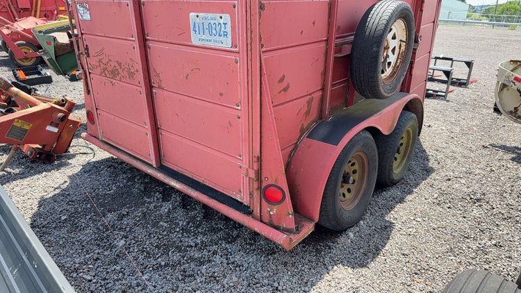 Image for 1999 DELTA 10' STOCK TRAILER