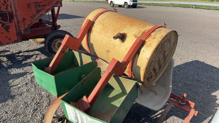 Image for ELLIS 3-POINT HITCH 1 ROW TRANSPLANTER