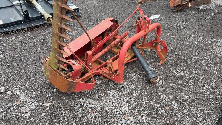 Image for MASSEY FERGUSON 7' 3-POINT HITCH SICKLE BAR MOWER
