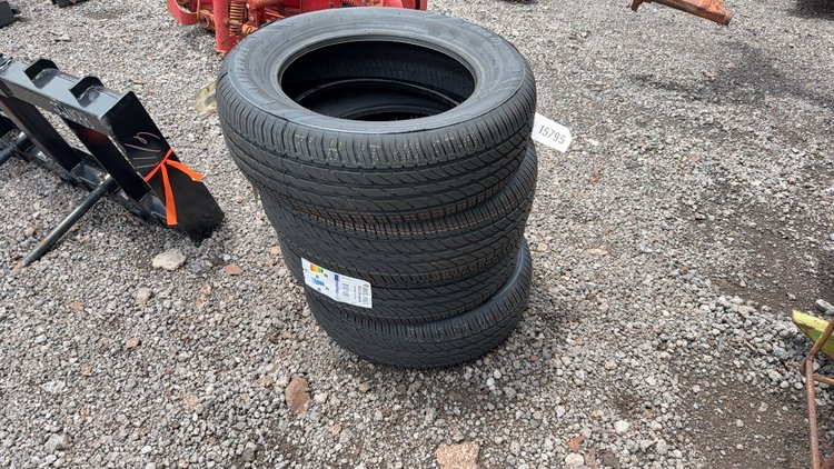 Image for QTY(4) 205/60 R16 TIRES