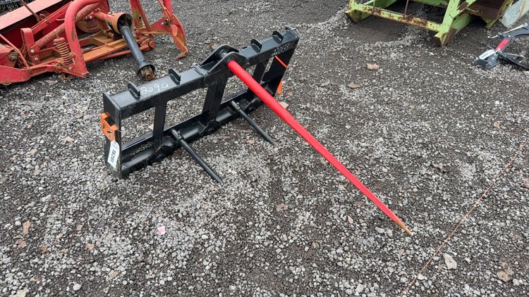 Image for EK SKID STEER 3-PRONG BALE SPEAR