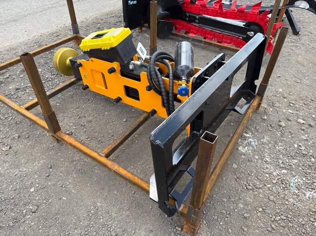 Image for FUTURE SKID STEER HYD POST DRIVER