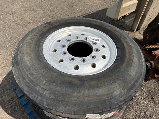 Image for QTY(2) 385/65 R22.5 TIRES ON 10 LUG AALUMINUM WHEELS