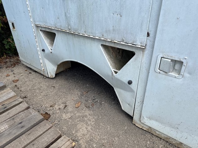 Image for ALTEC 9' SERVICE BED