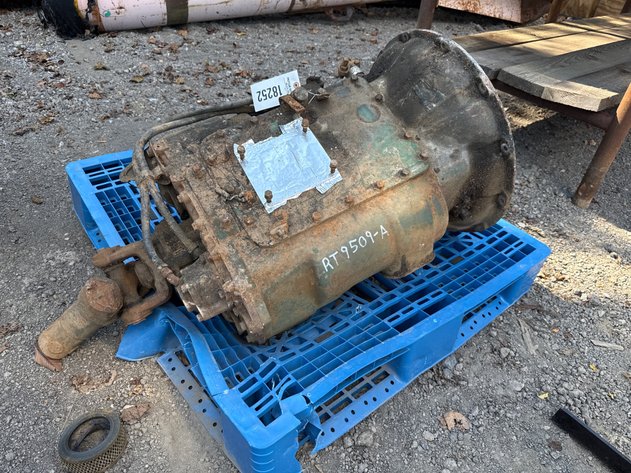 Image for EATON MANUAL TRANSMISSION
