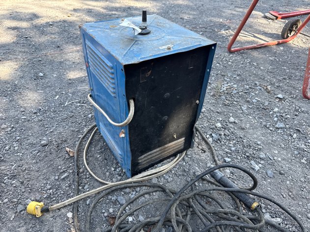 Image for MILLER THUNDERBOLT 225 WELDER