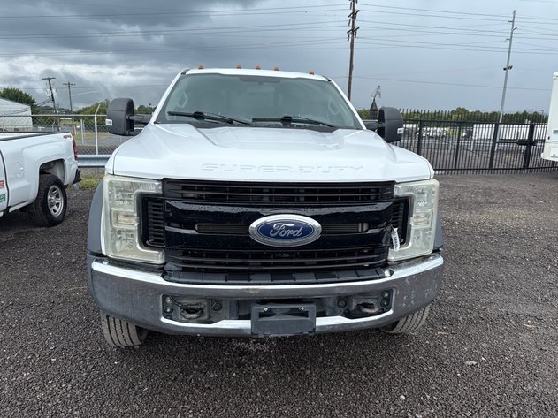 Image for 2017 FORD F-550 FLAT BED TRUCK