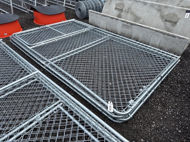 Image for 10' X 10' X 6' DOG KENNEL