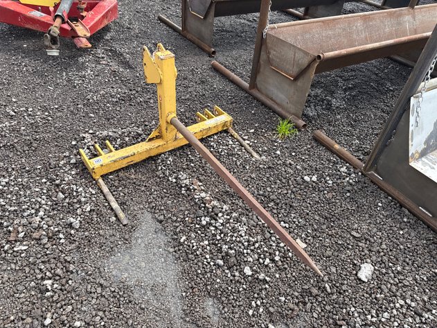 Image for COUNTY LINE 3-POINT HITCH 3 PRONG BALE SPEAR