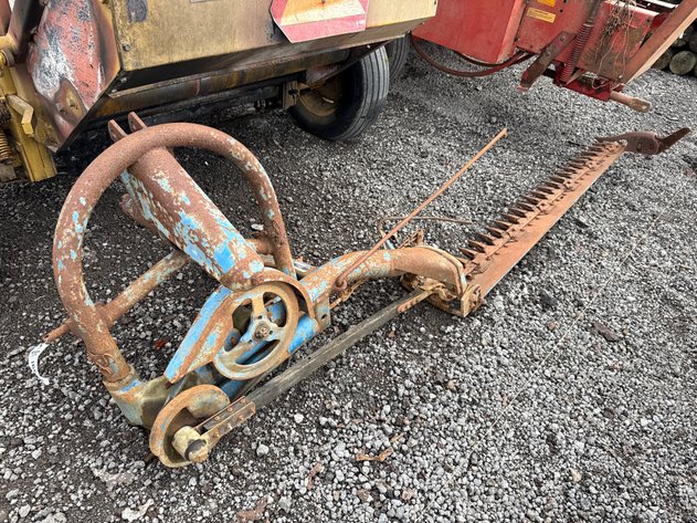 Image for FORD 6' 3-POINT HITCH SICKLE BAR MOWER