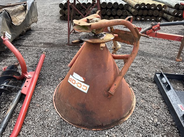 Image for 3-POINT HITCH FERTILIZE SPREADER