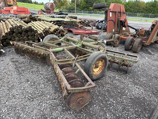 Image for JOHN DEERE 10' DISC HARROW