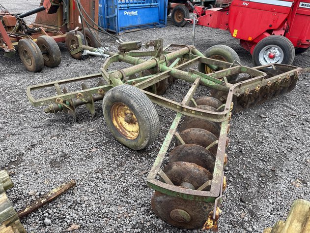 Image for JOHN DEERE 10' DISC HARROW