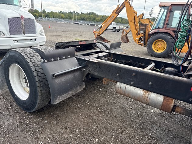Image for 2006 INTERNATIONAL SINGLE AXLE ROAD TRACTOR