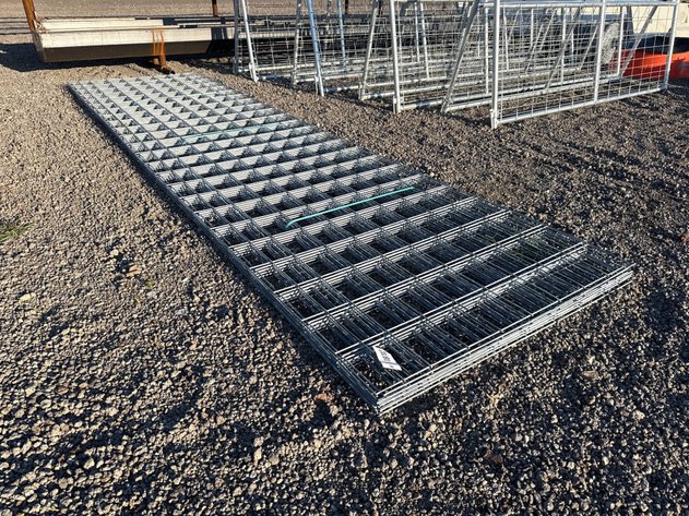 Image for QTY(10) 16' CATTLE PANELS