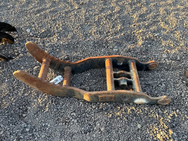 Image for CAT EXCAVATOR THUMB