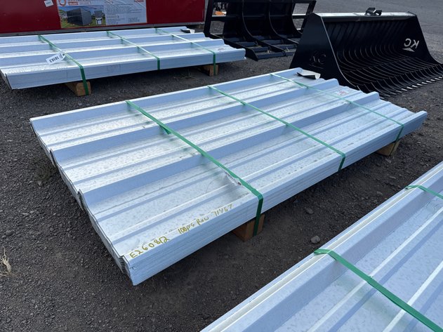 Image for APPROX (100) 6' ROOFING METAL